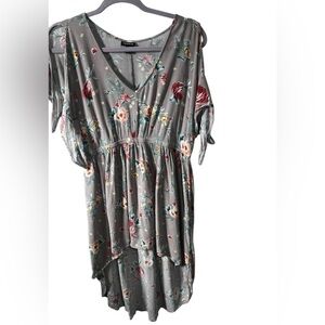 Torrid Floral Cold Shoulder Dress Sz 00